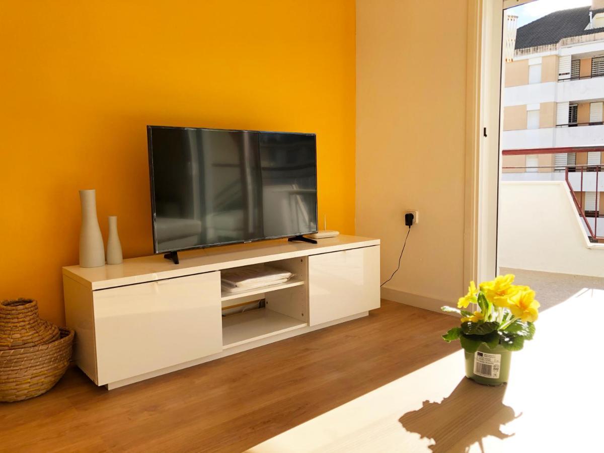 Lovely Seaside Apartment In Front Of Calafell Beach And Cunit Beach Segur de Calafell Eksteriør billede
